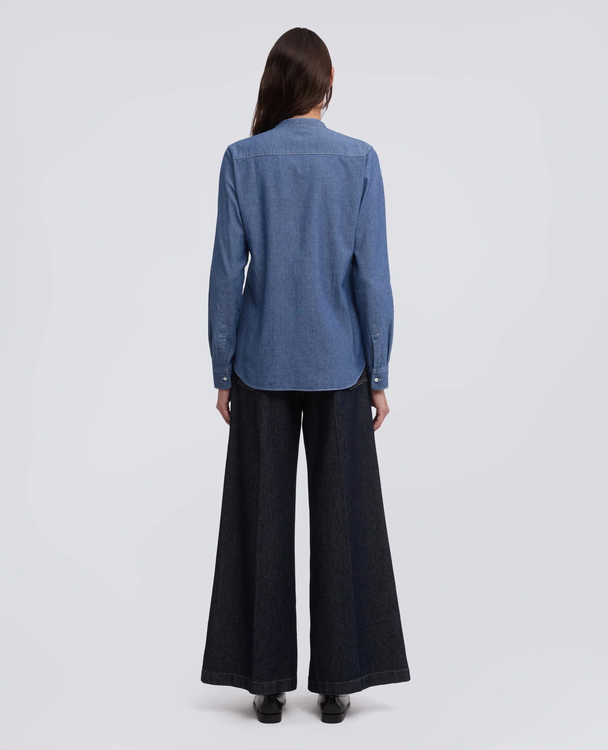 CAMICIA IN CHAMBRAY COTONE GIAPPONESE CON COLLO ALLA COREANA - DENIM MEDIO - Image 3