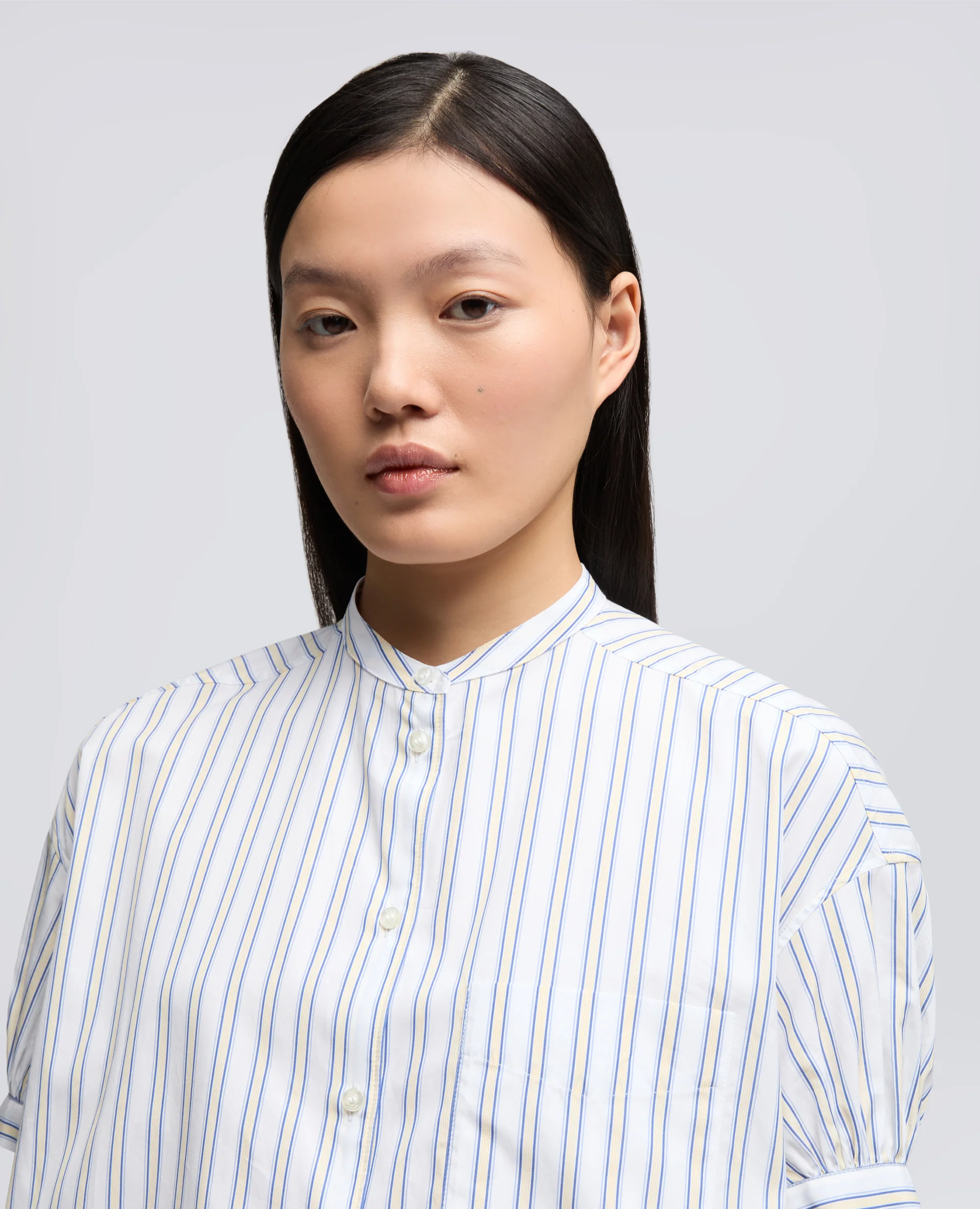 CAMICIA IN POPELINE DI COTONE CON COLLO ALLA COREANA - RIGA GIALLA - Image 4