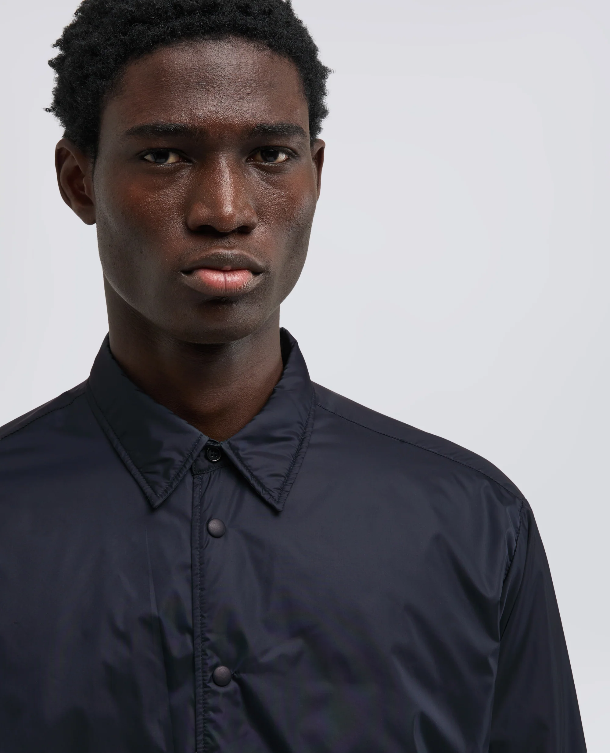 CAMICIA IN NYLON LEGGERO IMBOTTITA - NAVY - Image 4