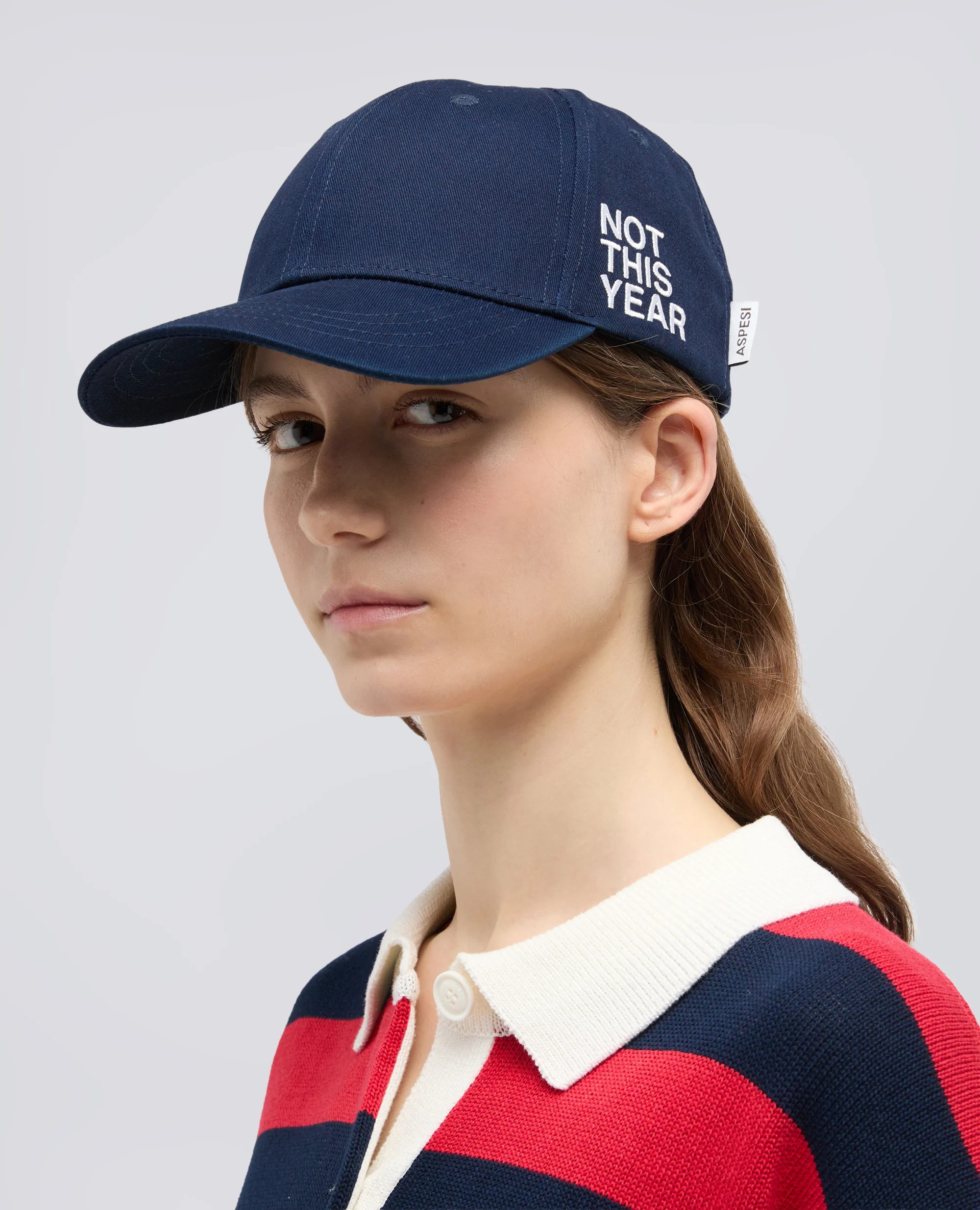 CAPPELLO IN GABARDINE DI COTONE CON LETTERING "WRONG" - BLU NAVY - Image 2