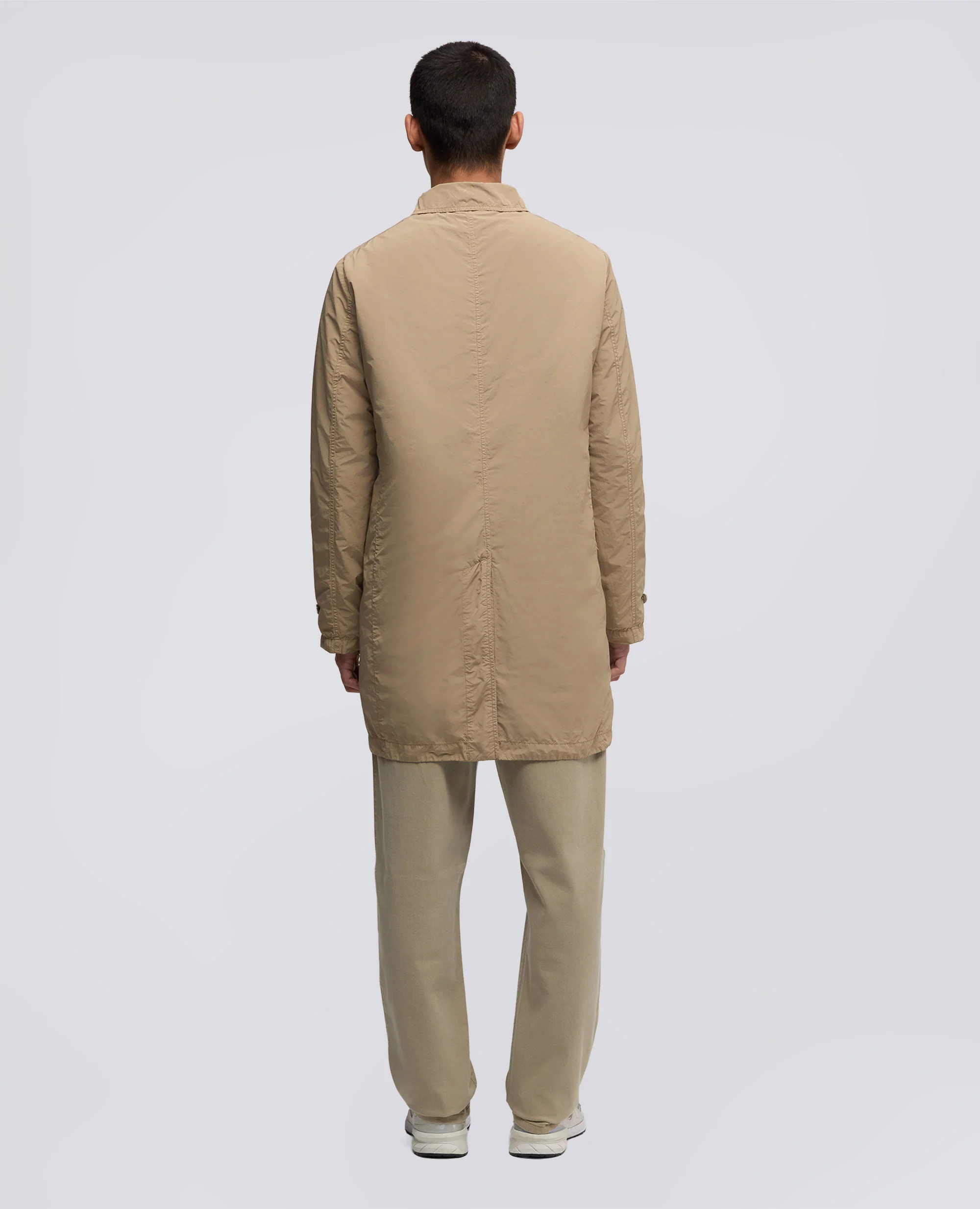 IMPERMEABILE IN POLIESTERE E NYLON COMPATTO - BEIGE - Image 3