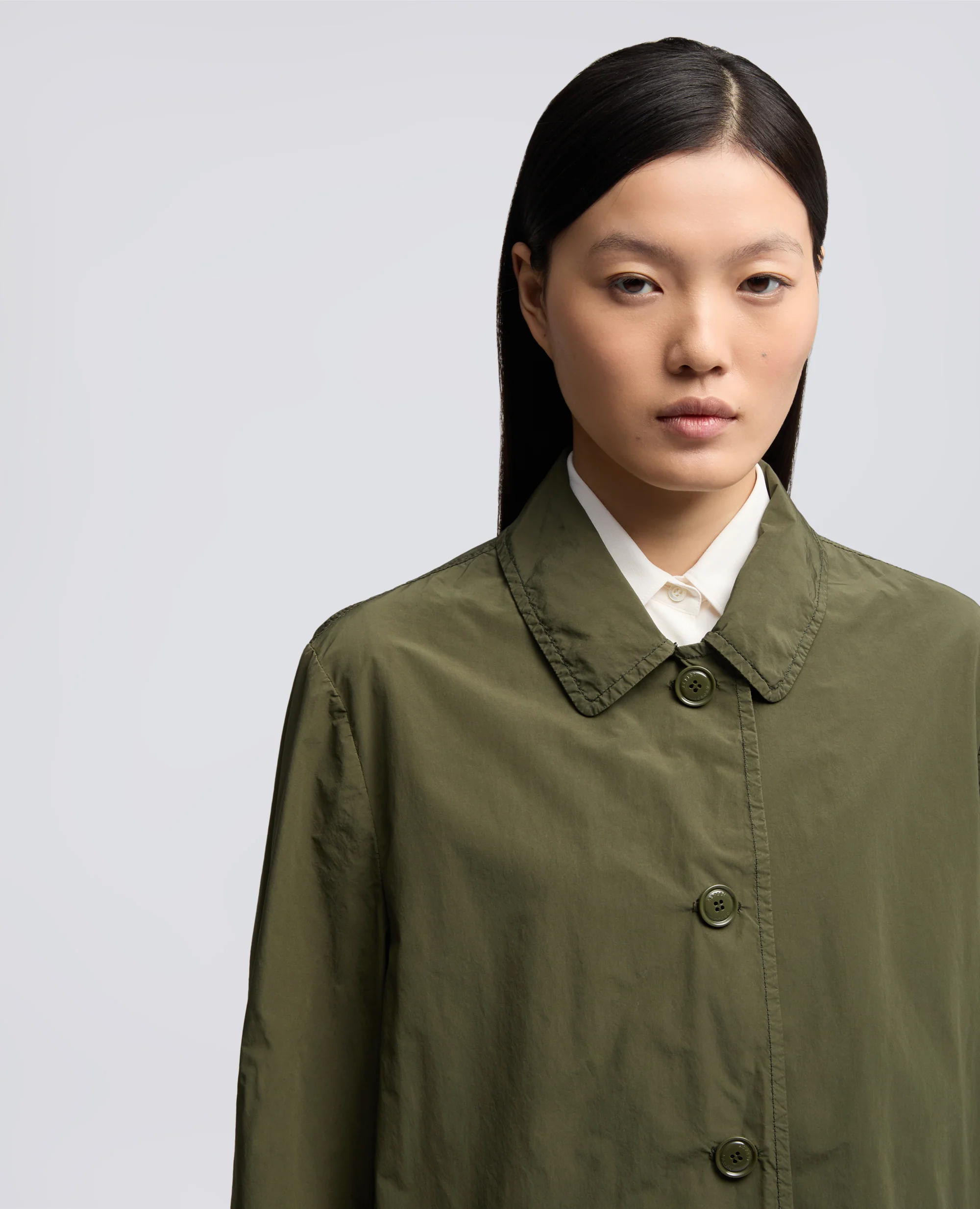 IMPERMEABILE IN POLIESTERE E NYLON COMPATTO - MILITARE - Image 4