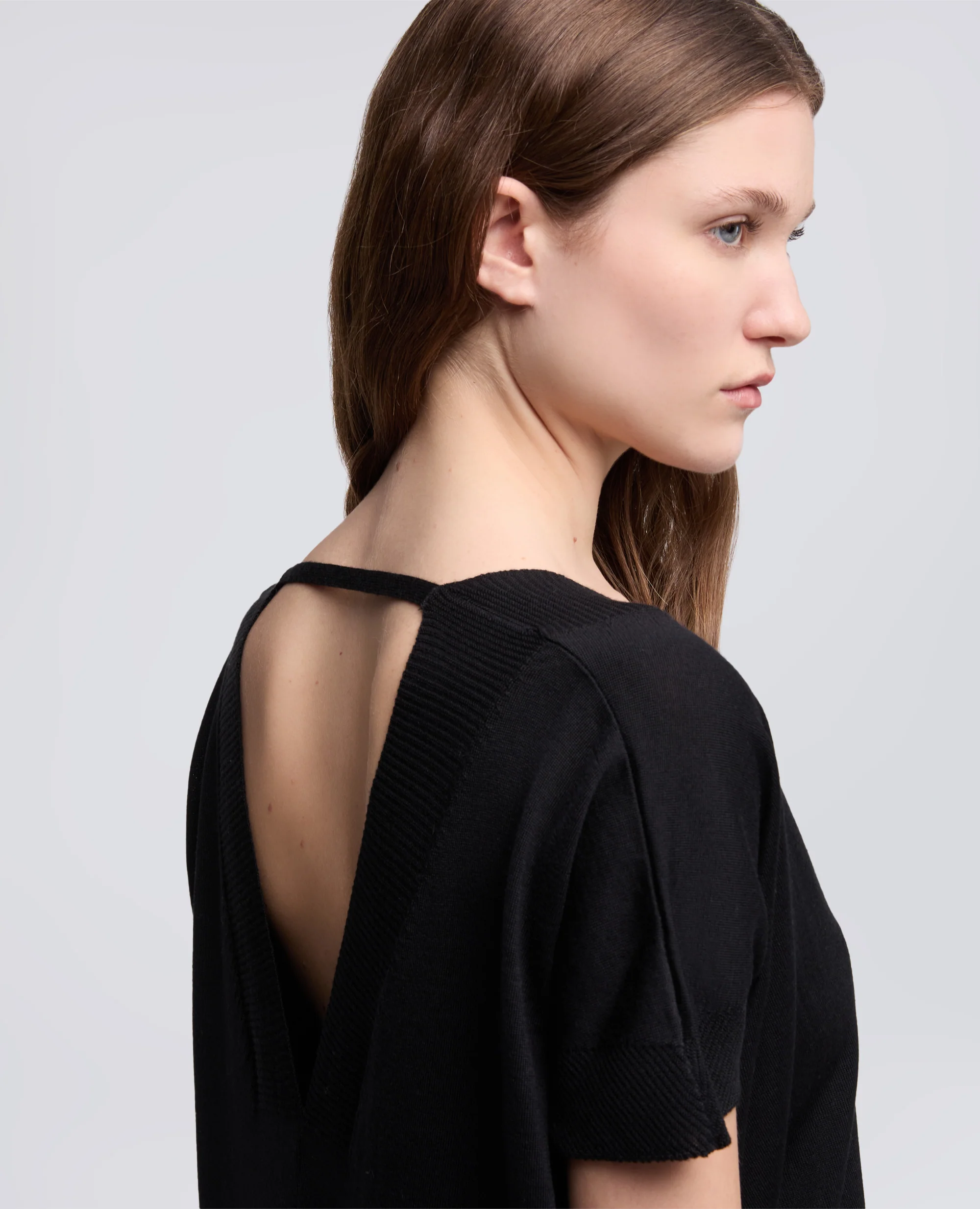 MAGLIA CON SCOLLO A V IN LANA E SETA - NERO - Image 4