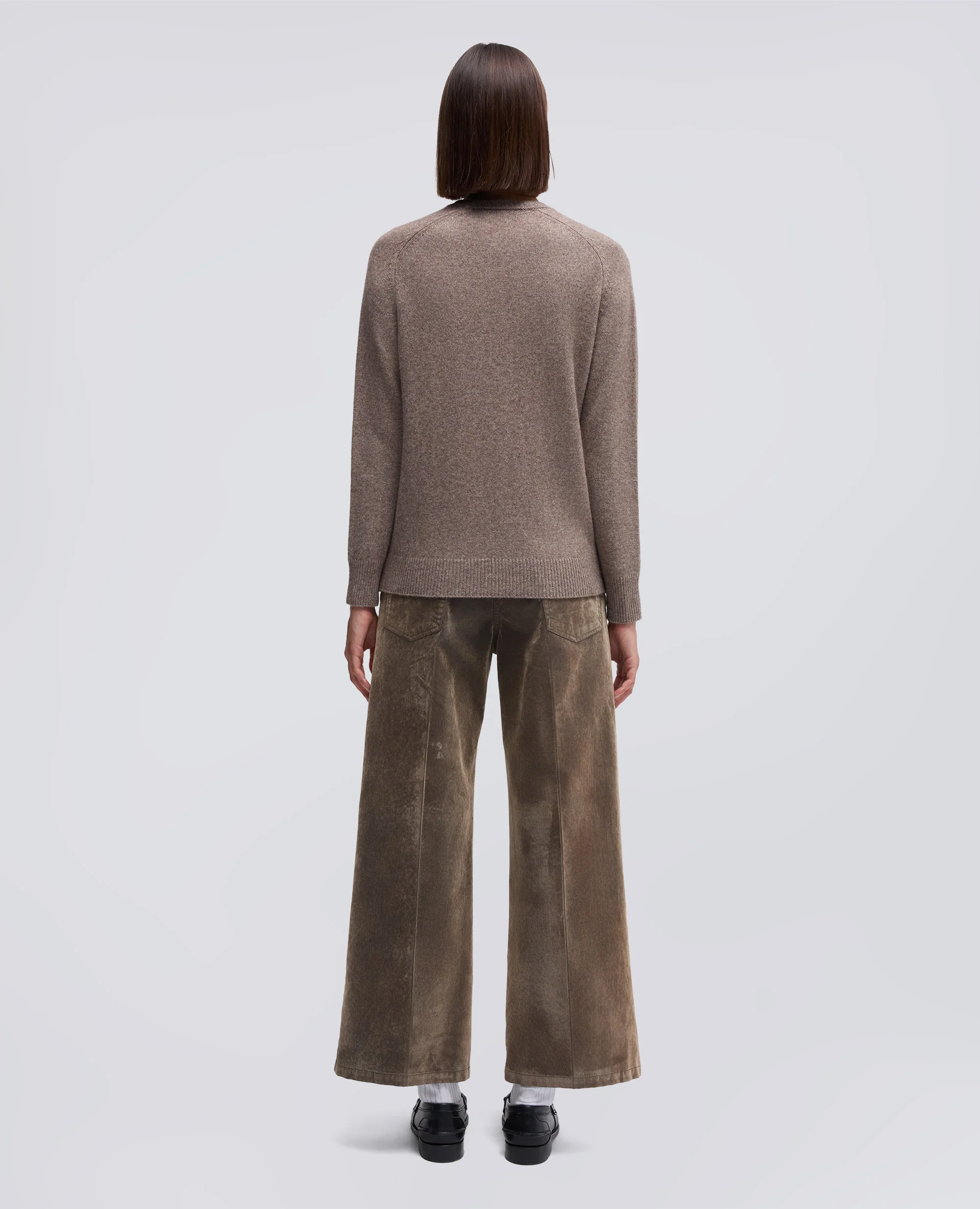 MAGLIA IN MISTO LANA CON SCOLLO A V - TORTORA - Image 3