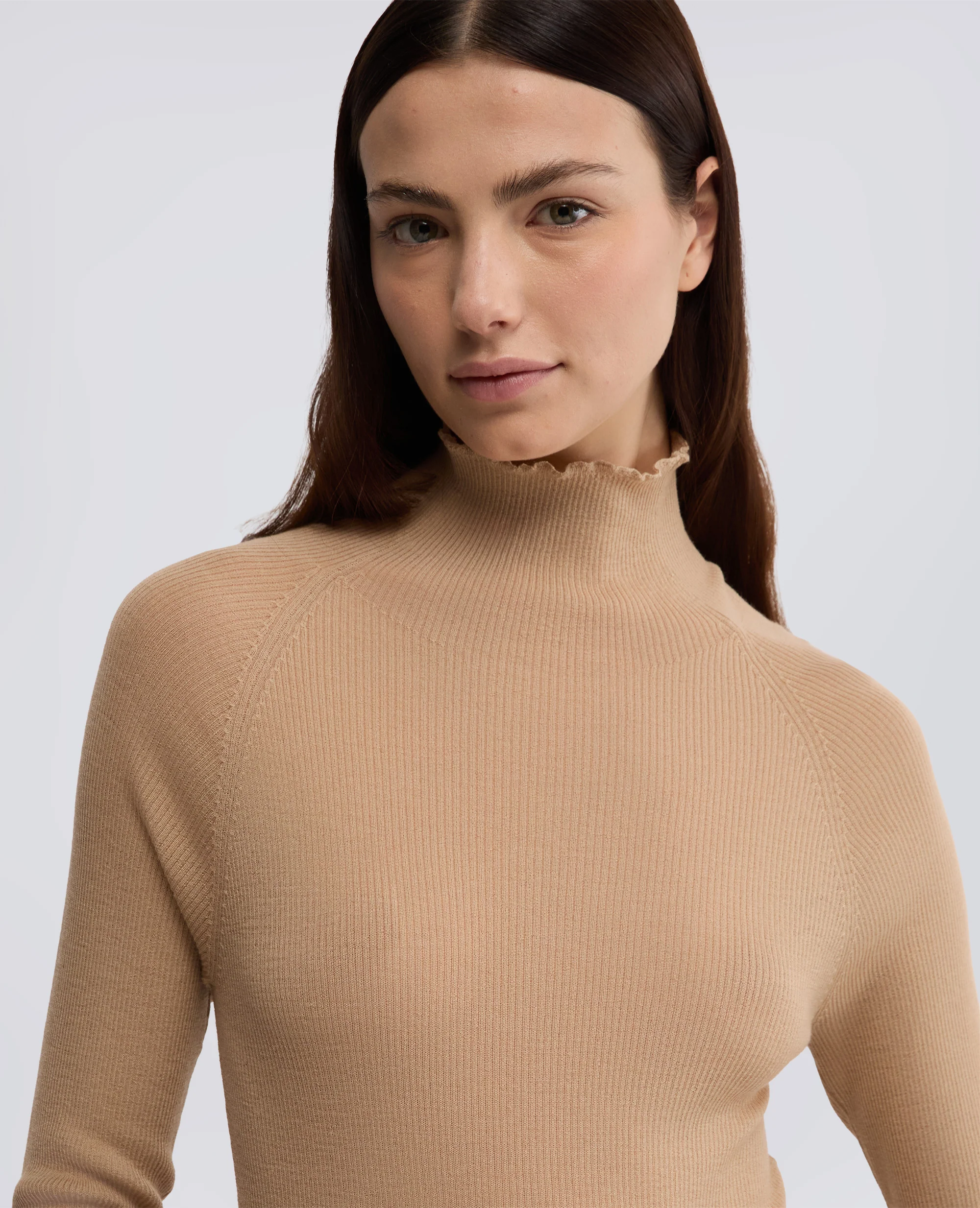 MAGLIA IN LANA MERINO A COSTINE - CAMMELLO - Image 4
