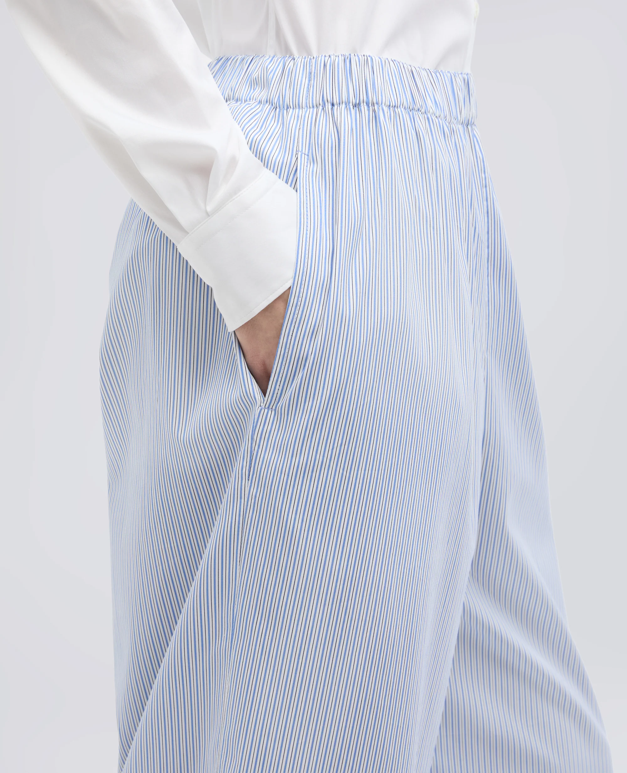 PANTALONE IN POPELINE DI COTONE - AA CAPSULE COLLECTION - RIGA AZZURRA - Image 4