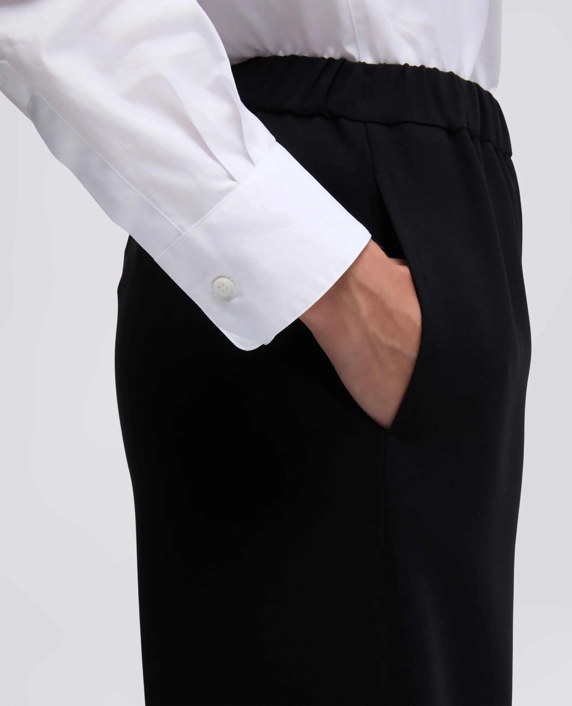 PANTALONE IN CADY CREPE CON ELASTICO - NERO - Image 4